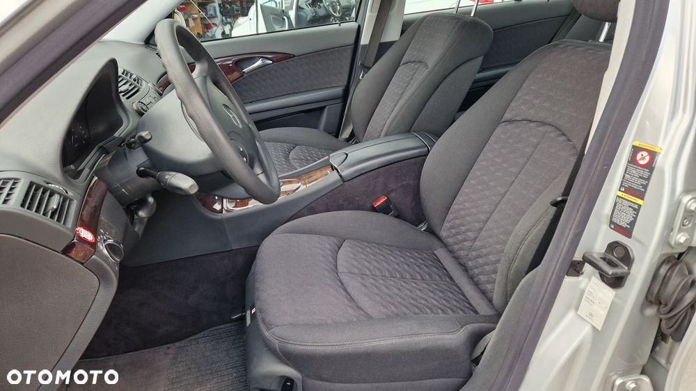 Mercedes-Benz Klasa E 200 Kompressor Automatik Classic - 20