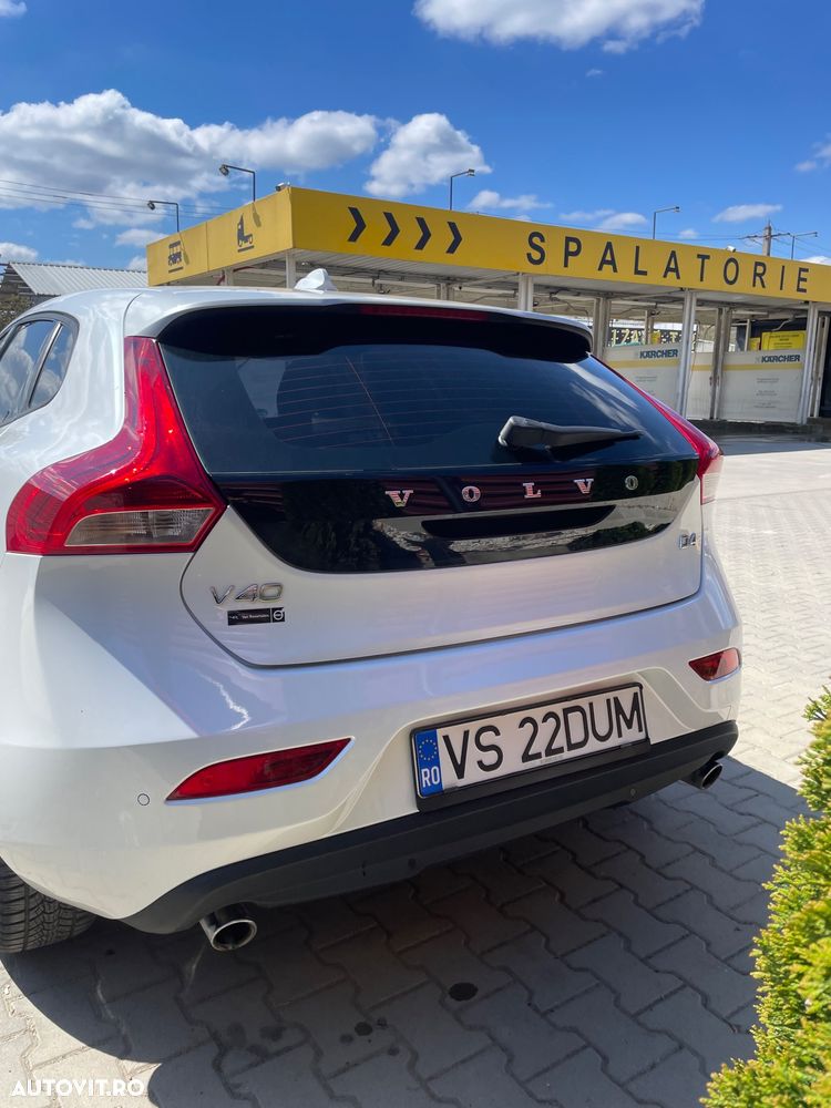 Volvo V40 D4 VEA Momentum - 13