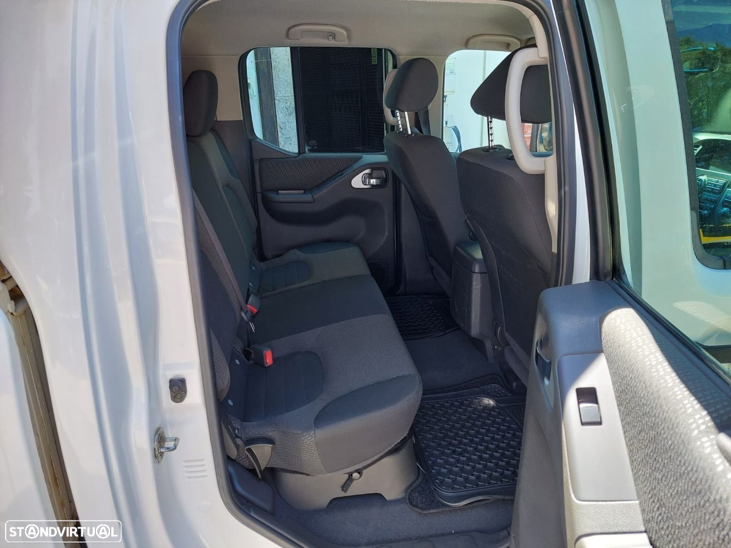 Nissan Navara 2.5 dCi CD SE 4WD - 20