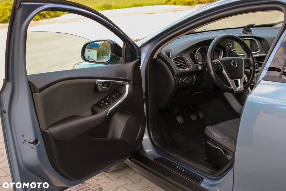 Volvo V40 Cross Country D3 - 22