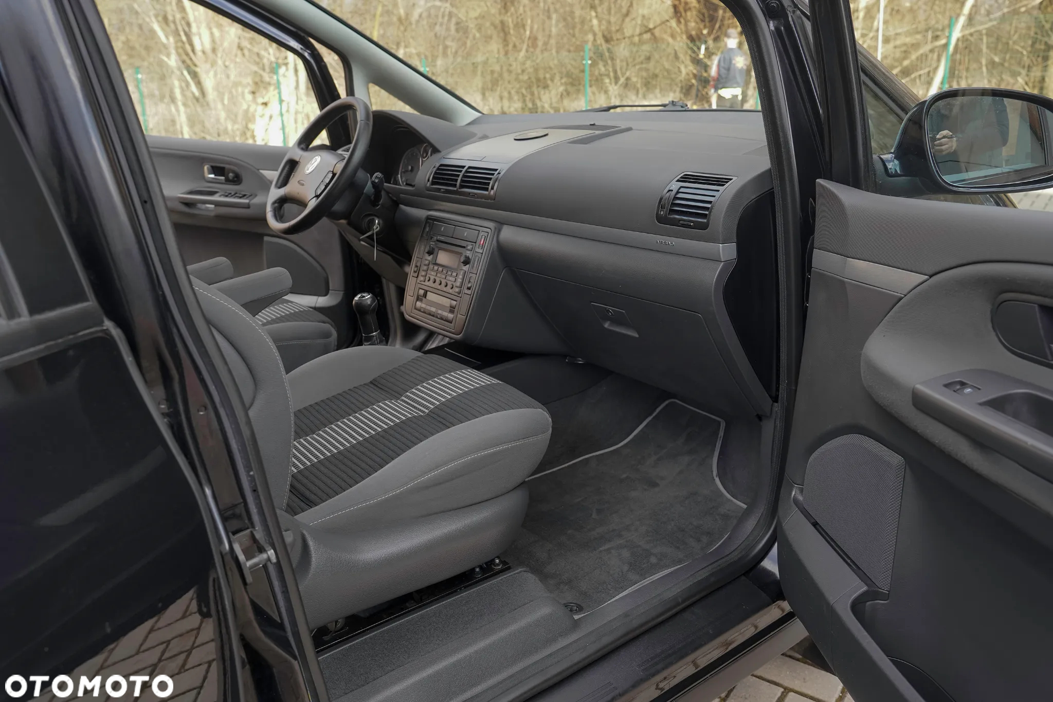 Volkswagen Sharan 1.8 5V Turbo Sportline - 8