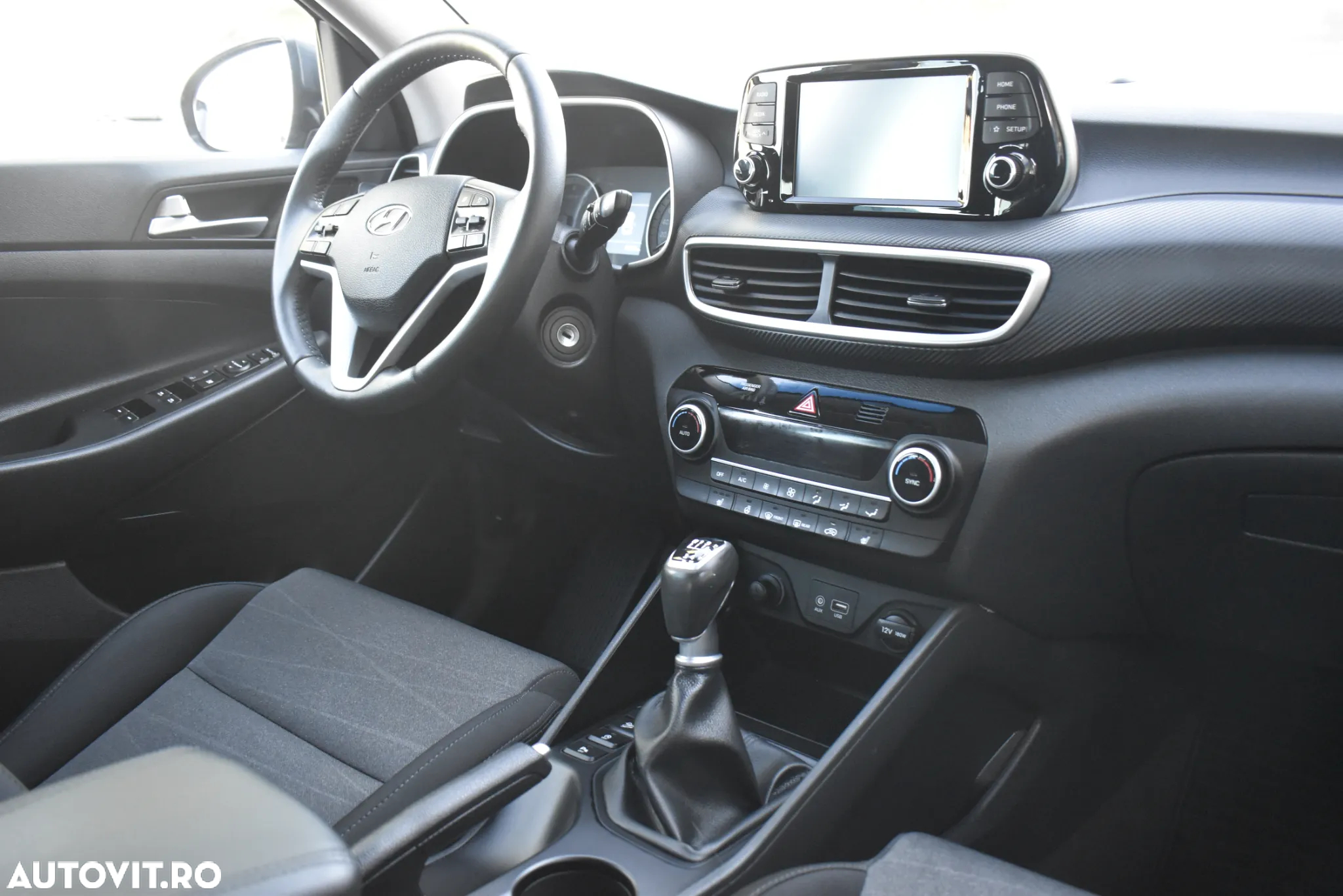 Hyundai Tucson 1.6 GDI 2WD 6MT ISG Style - 38