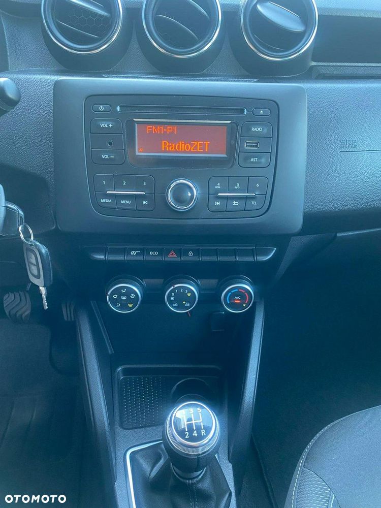 Dacia Duster 1.6 SCe Laureate S&S - 12