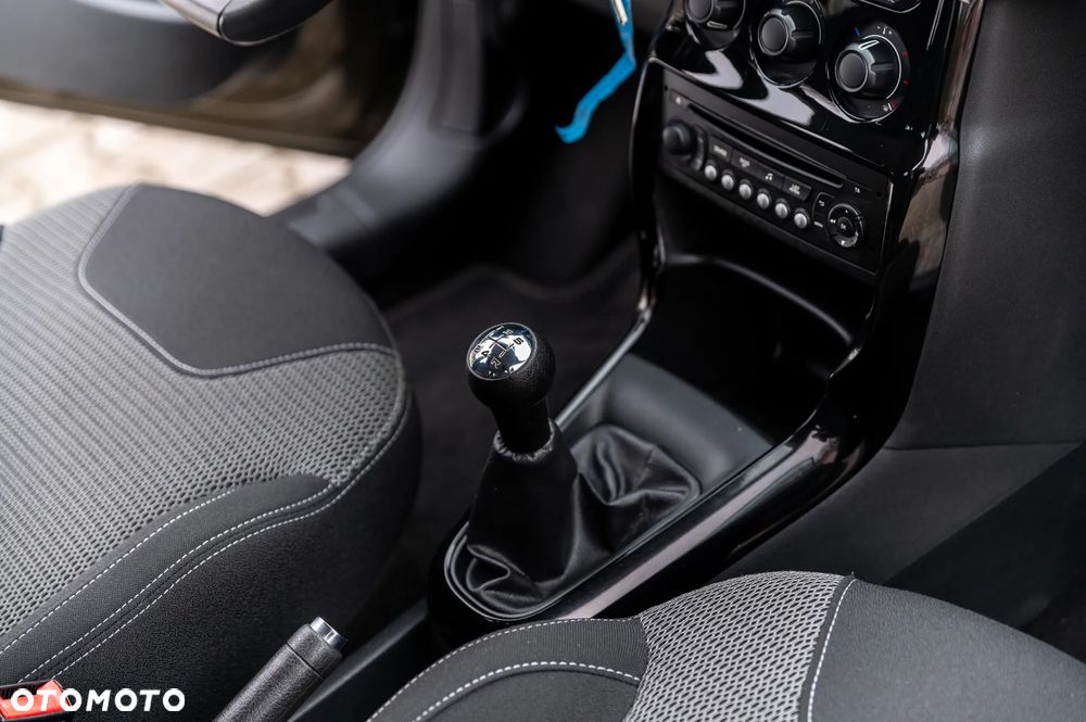 Citroën C3 Pure Tech (VTi) 68 Attraction - 24