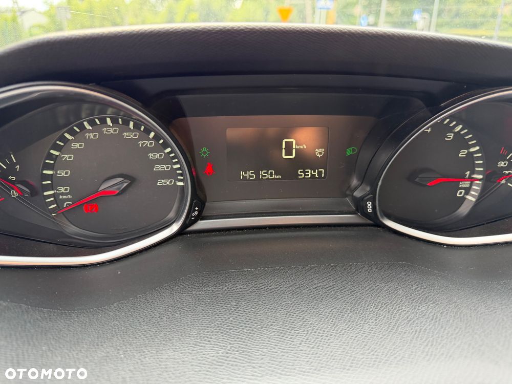 Peugeot 308 1.2 PureTech Style S&S - 31