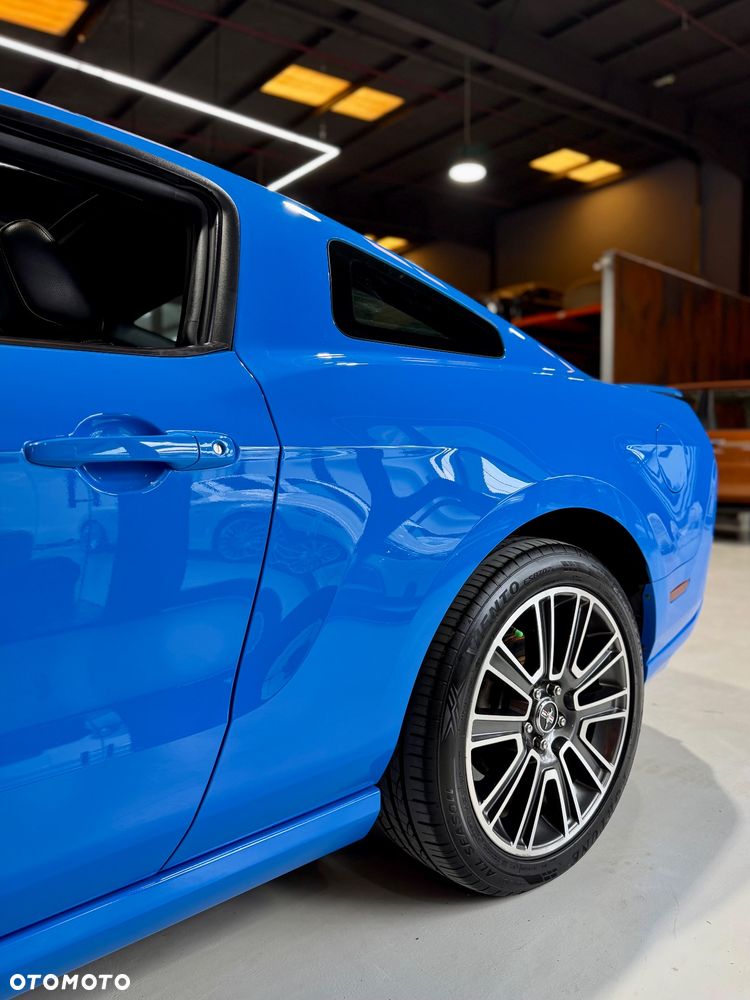 Ford Mustang 4.6 V8 GT Premium - 14