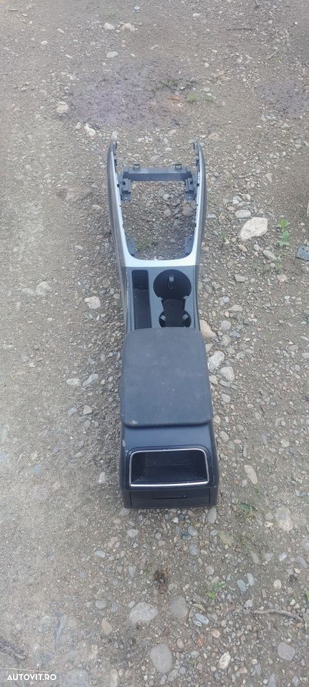 Cotiera Audi A4 B8 cu material - 5