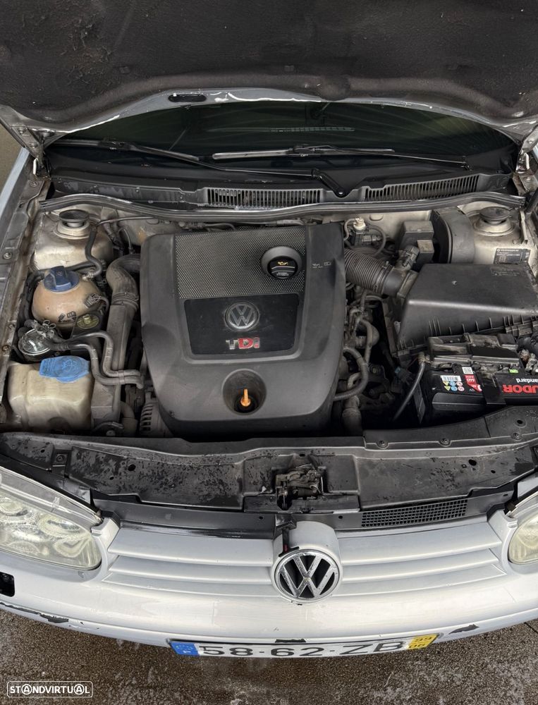 VW Golf 1.9 TDi Highline - 6