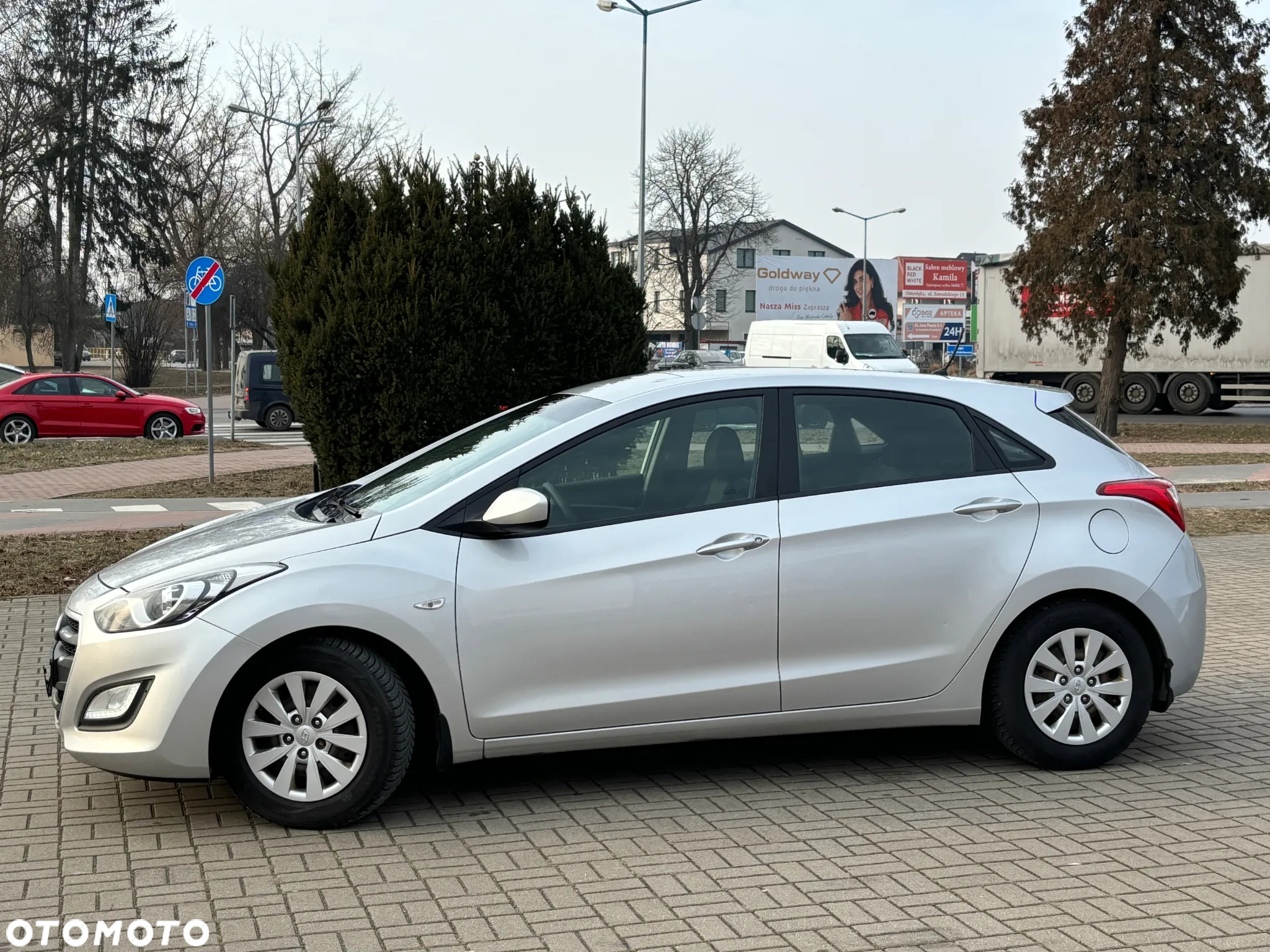 Hyundai i30 1.4 Comfort - 4