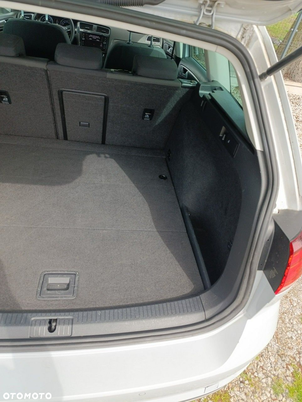 Volkswagen Golf - 23