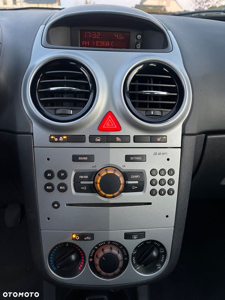 Opel Corsa 1.4 16V 150 Jahre - 16