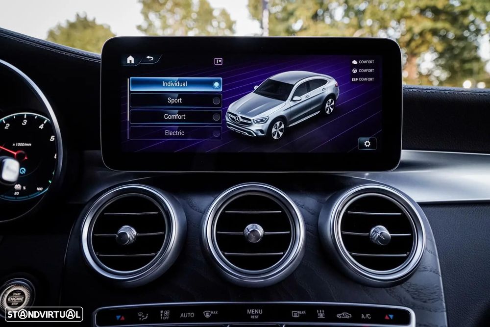 Mercedes-Benz GLC 300 de Coupe 4Matic 9G-TRONIC AMG Line - 46