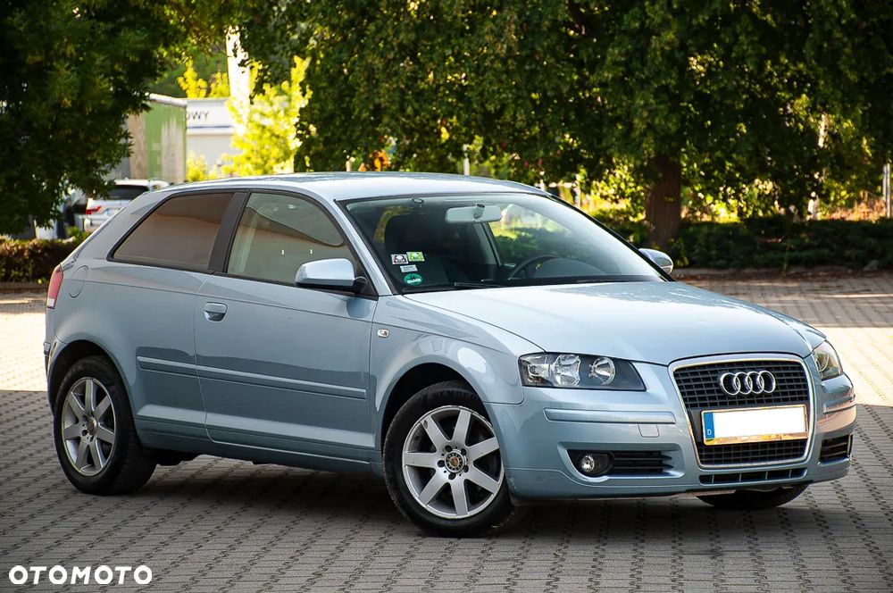 Audi A3 3-drzwiowe 1.6 Ambiente - 12