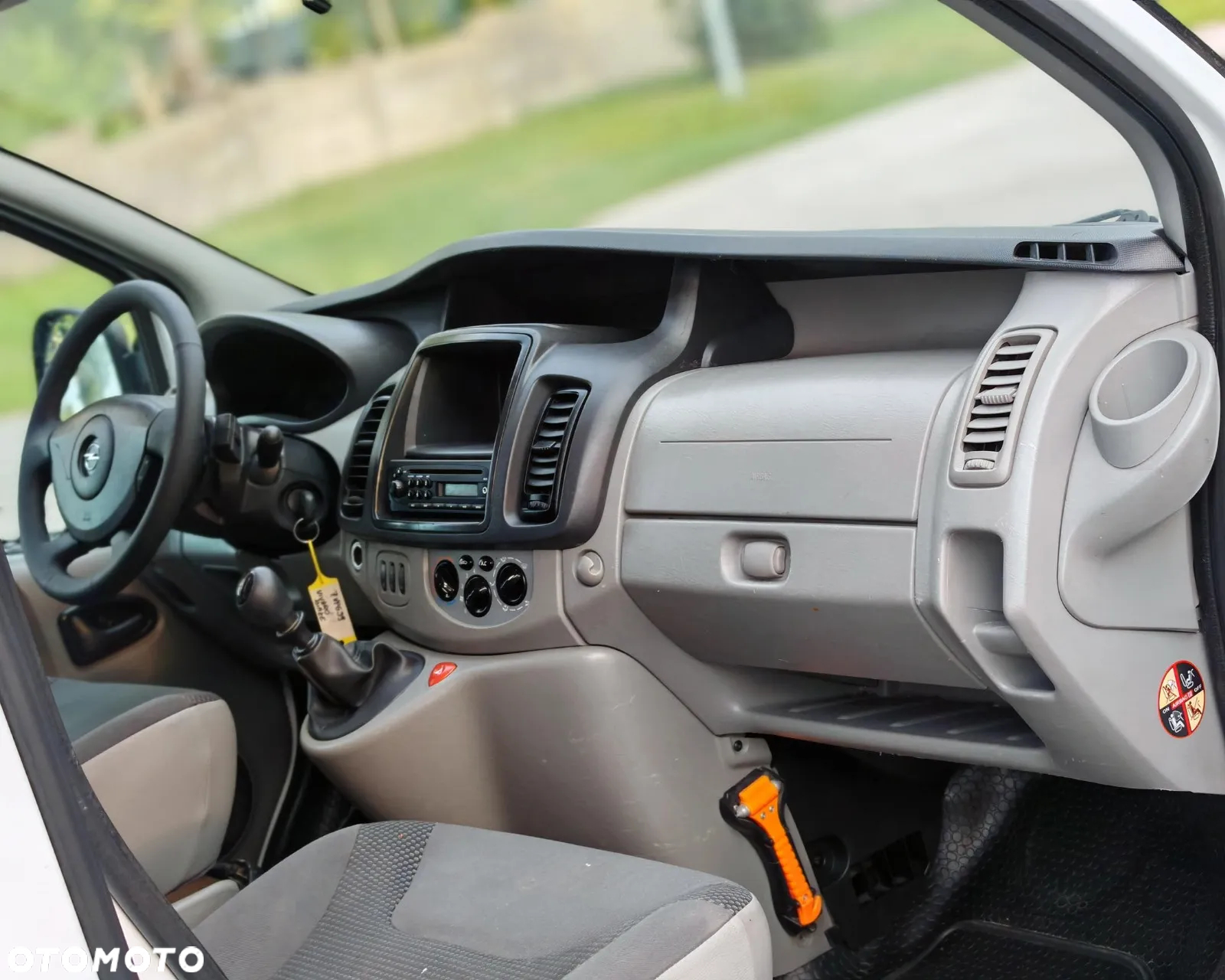 Opel Vivaro - 14