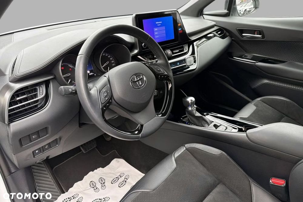 Toyota C-HR 1.8 Hybrid Prestige - 9
