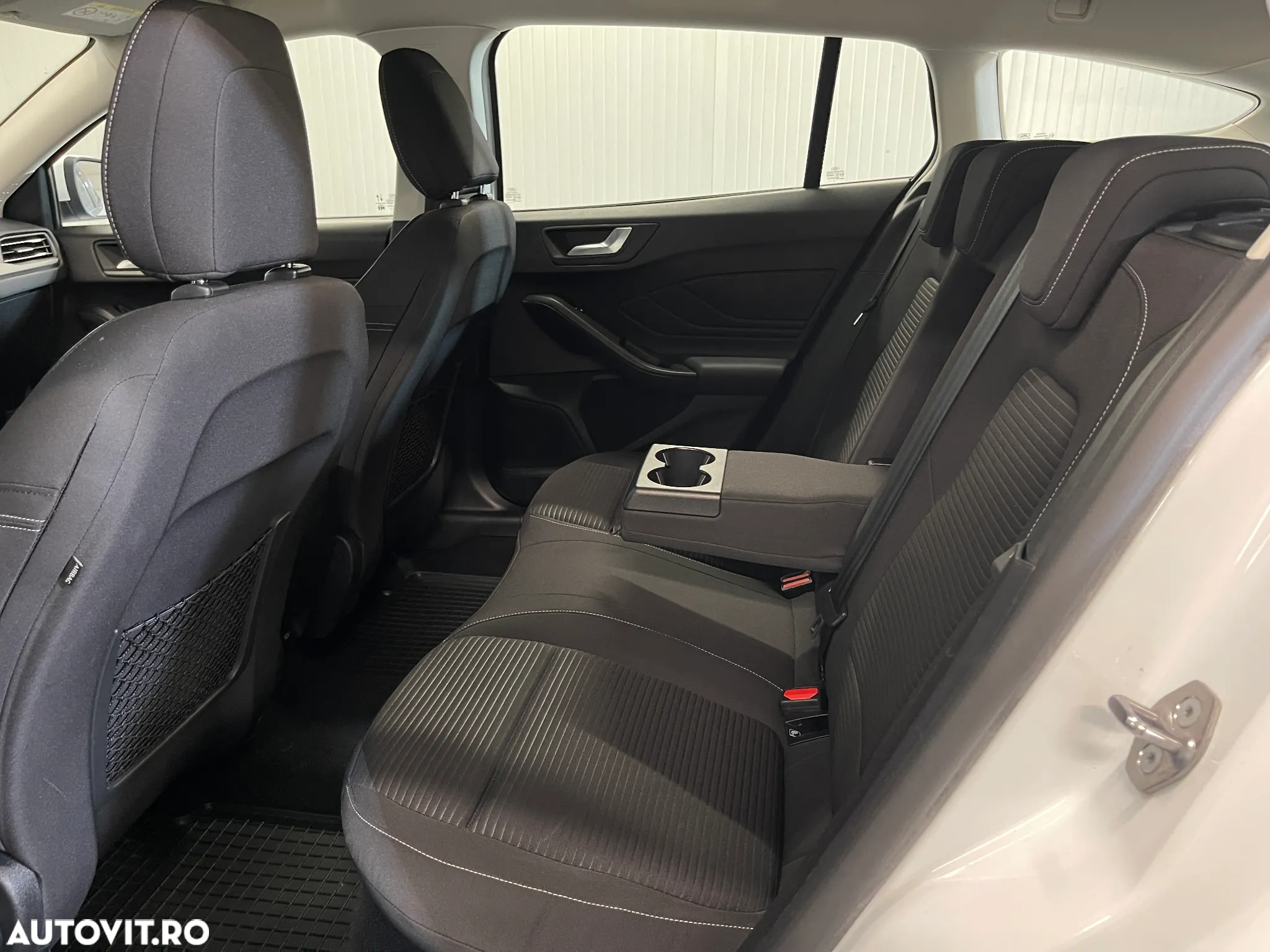Ford Focus 2.0 EcoBlue Titanium - 12
