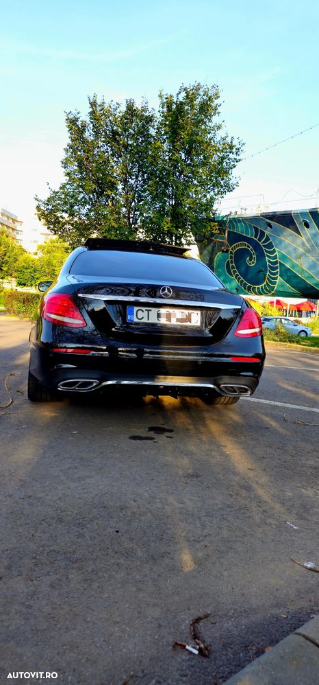 Mercedes-Benz E 220 d Aut. - 22