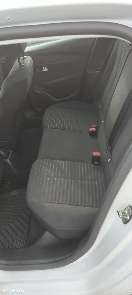 Peugeot 208 PureTech 75 Allure - 23