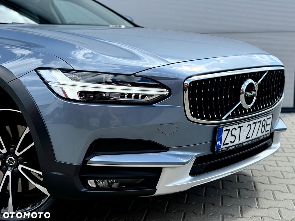 Volvo V90 Cross Country D5 AWD - 13