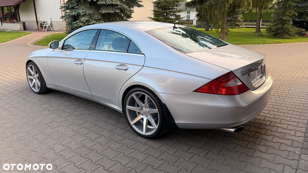 Mercedes-Benz CLS 500 - 6
