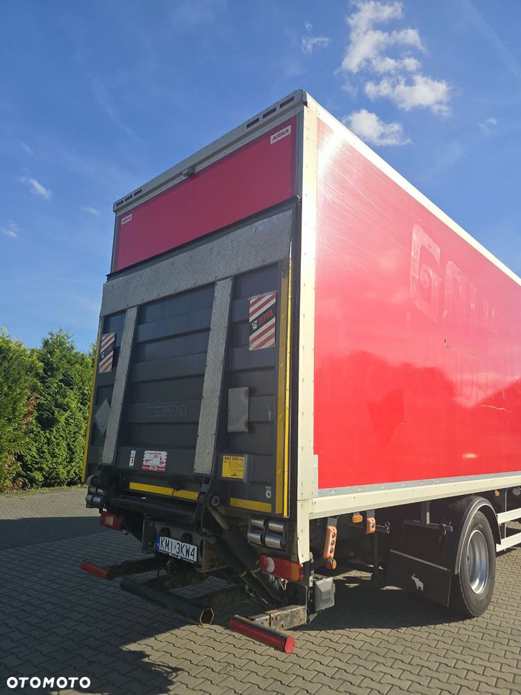 DAF LF 320 - 8