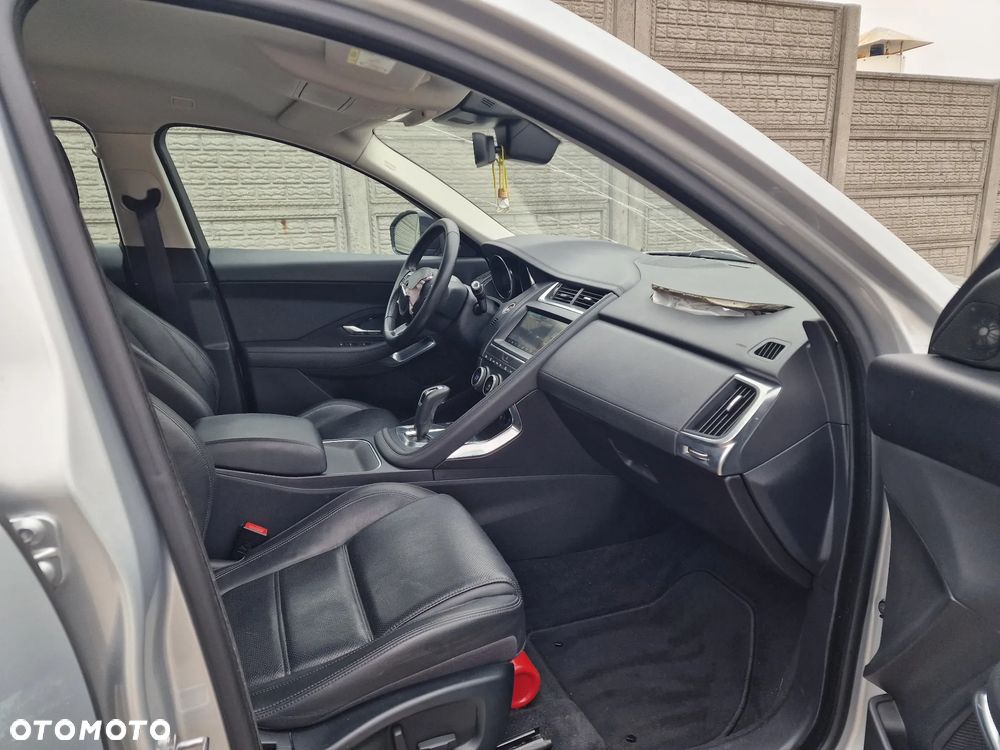 Jaguar E-Pace P200 AWD R-Dynamic S - 10