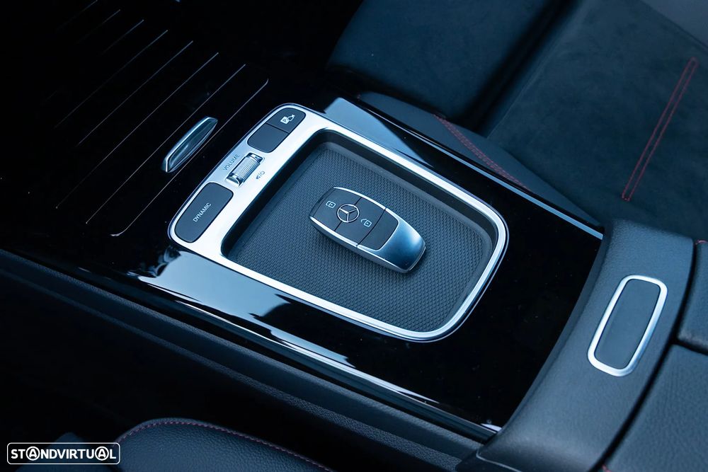 Mercedes-Benz A 200 d 4Matic 8G-DCT Advanced AMG Line - 25