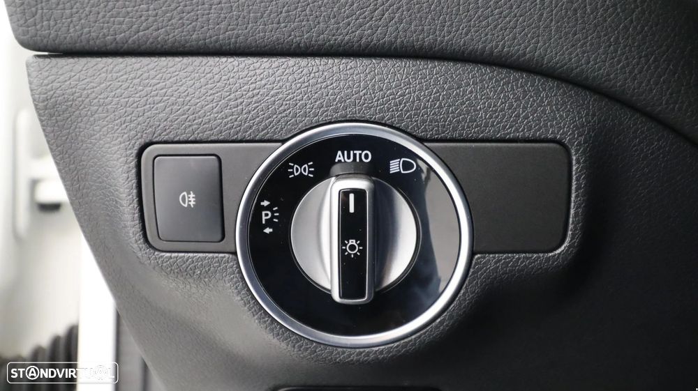 Mercedes-Benz GLA 220 d Style - 19