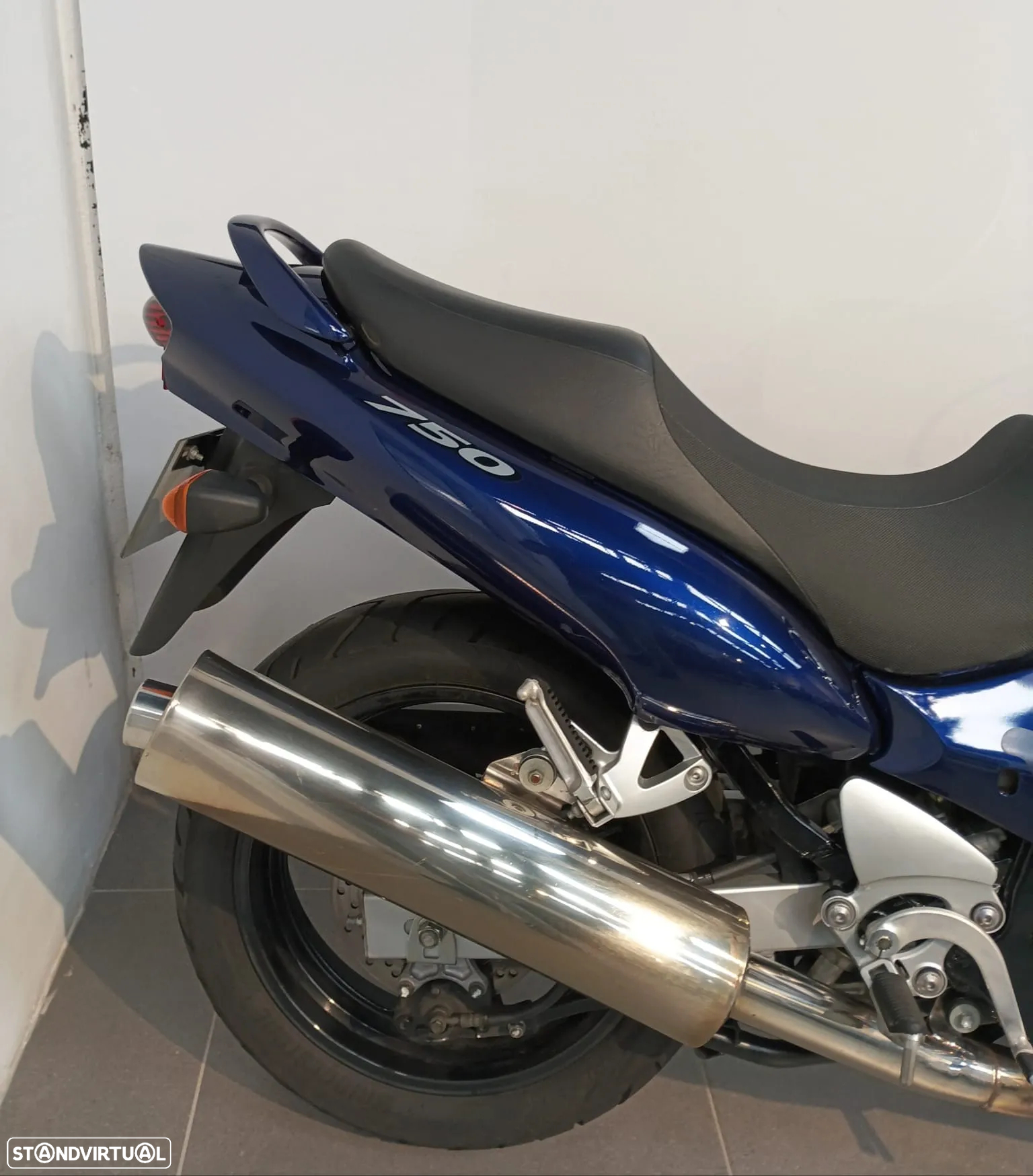 Suzuki GSX F - 2