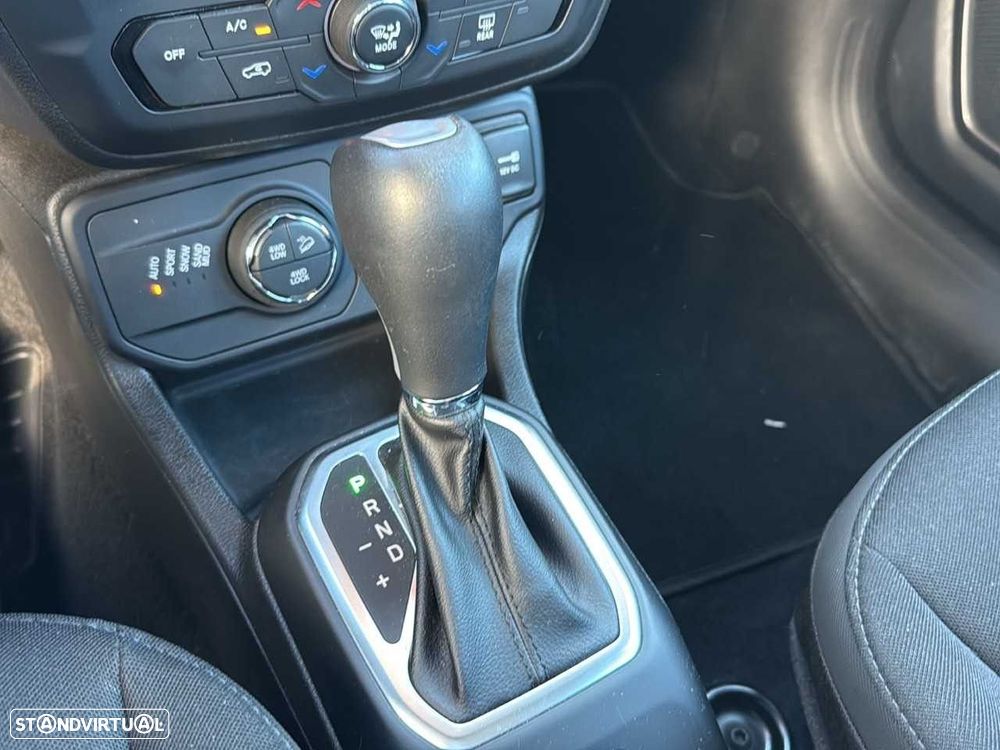 Jeep Renegade 1.3 TG 4Xe Limited - 15