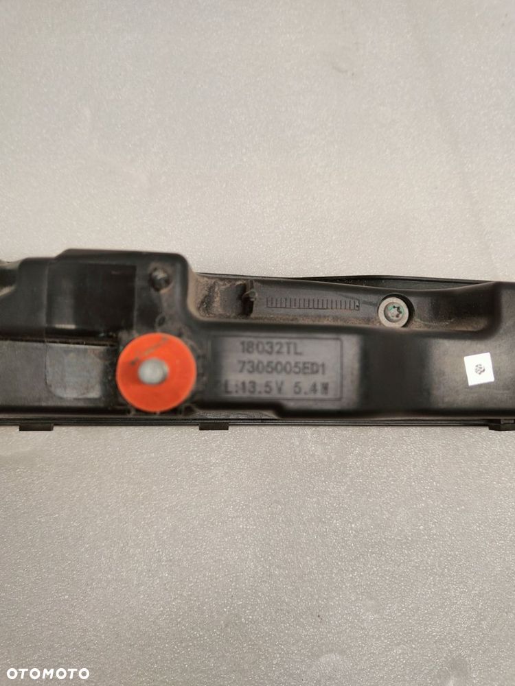 XPENG P7 BLENDA TYŁ 7305005ED1 - 5