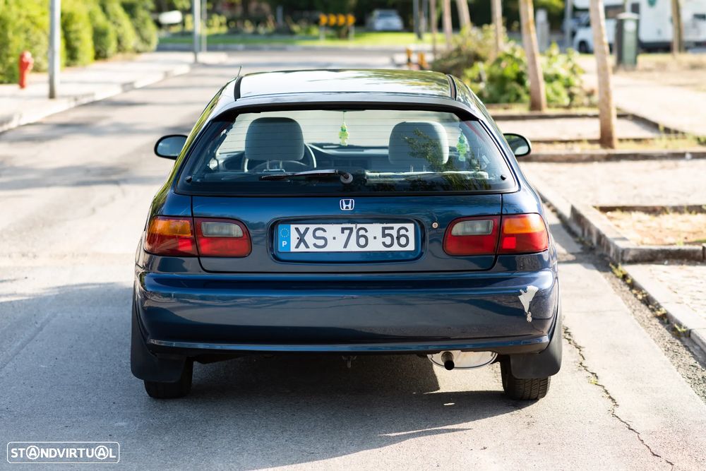 Honda Civic 1.5 LSi 16 V - 8