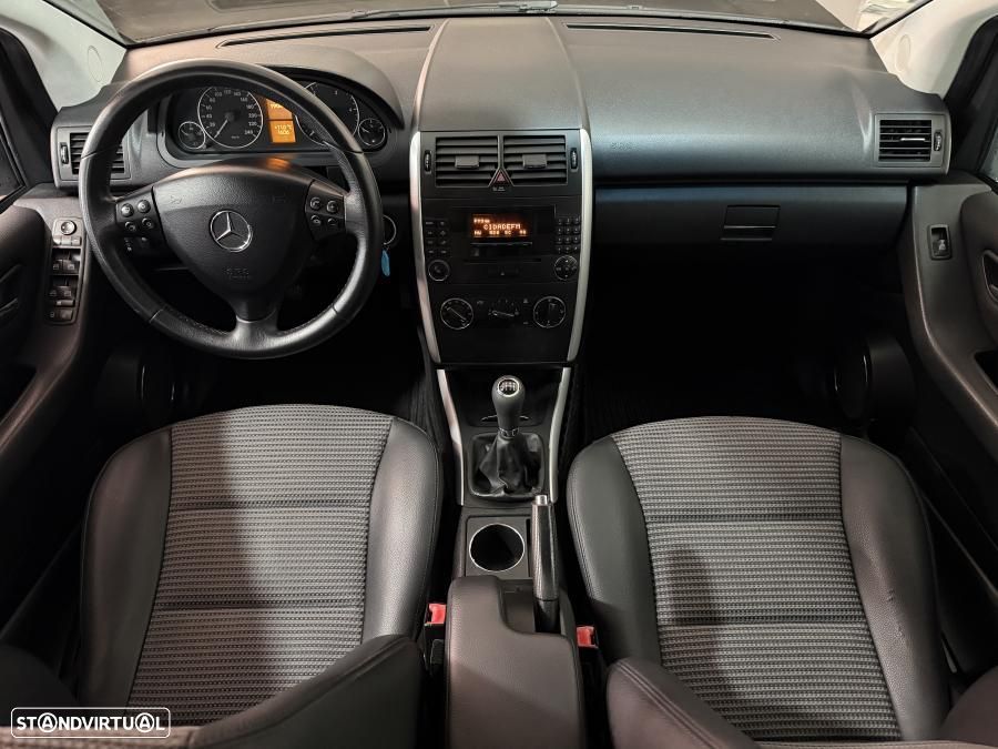 Mercedes-Benz A 180 CDI Avantgarde - 21