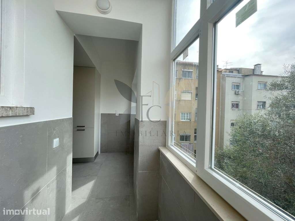 ARRENDAMENTO | T2 TOTALMENTE REMODELADO SETÚBAL - Grande imagem: 5/17