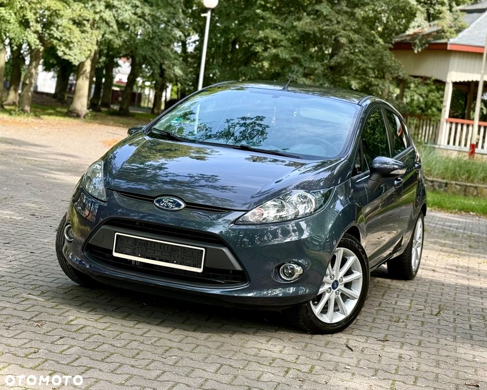Ford Fiesta 1.25 Champions Edition - 4