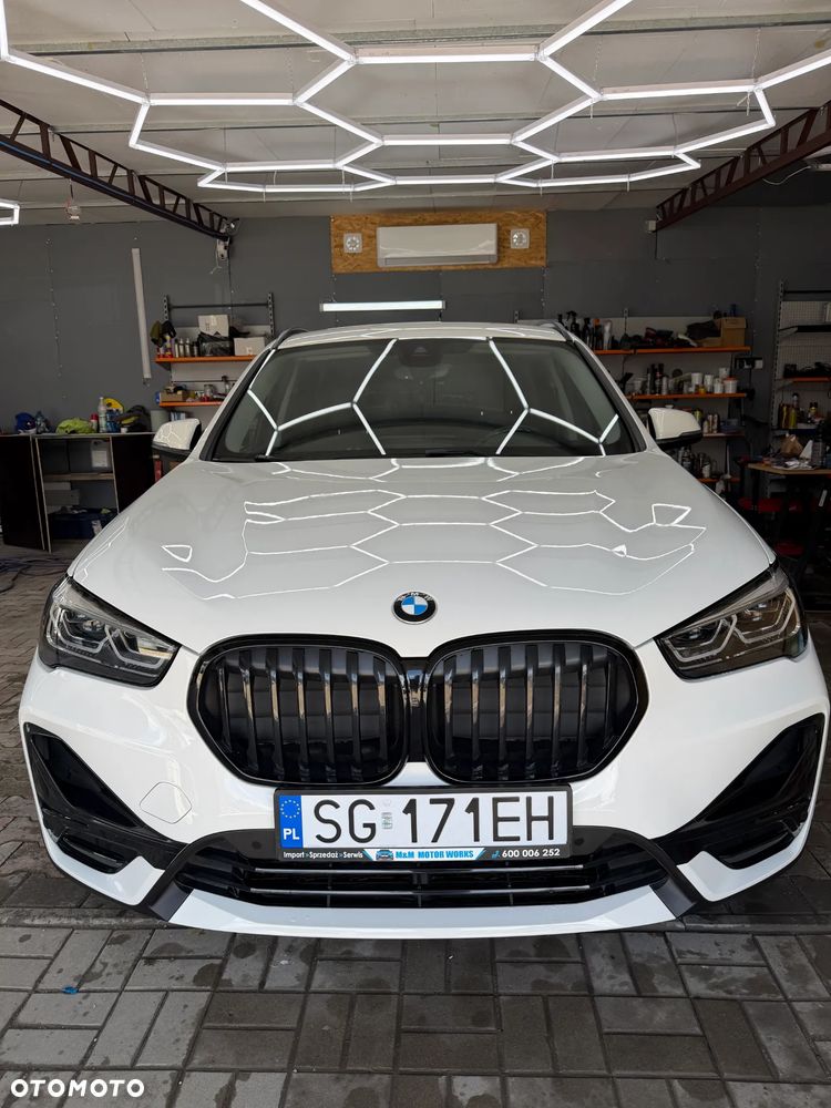 BMW X1 xDrive20d Sport Line - 2