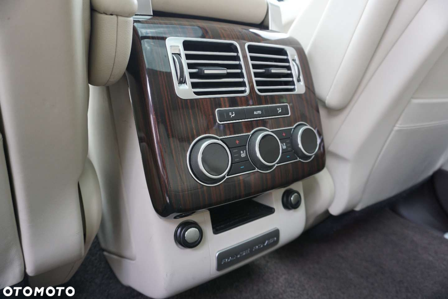Land Rover Range Rover - 26
