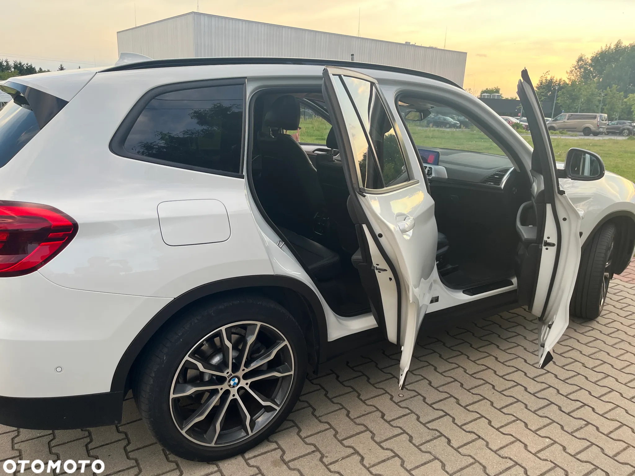 BMW X3 xDrive20i Advantage - 7