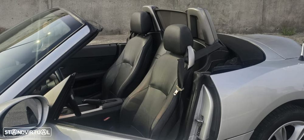 BMW Z4 2.2 - 4