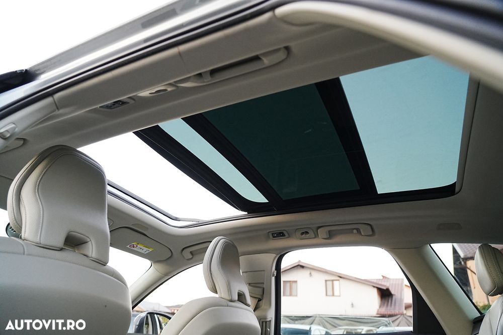 Volvo XC 60 Recharge T8 Twin Engine eAWD Inscription - 29