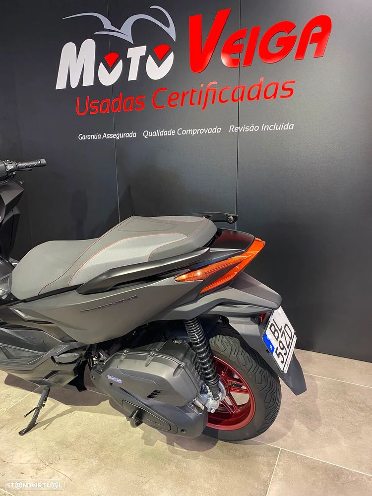 Honda Forza 125 Special Edition - 7
