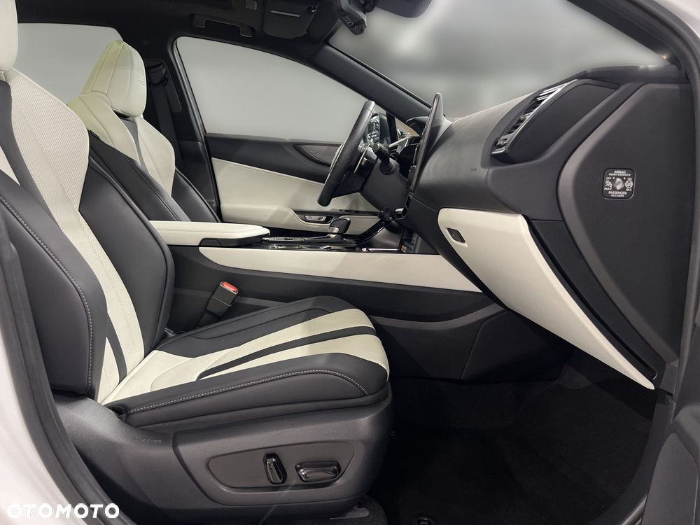 Lexus NX 350h F Sport AWD - 11