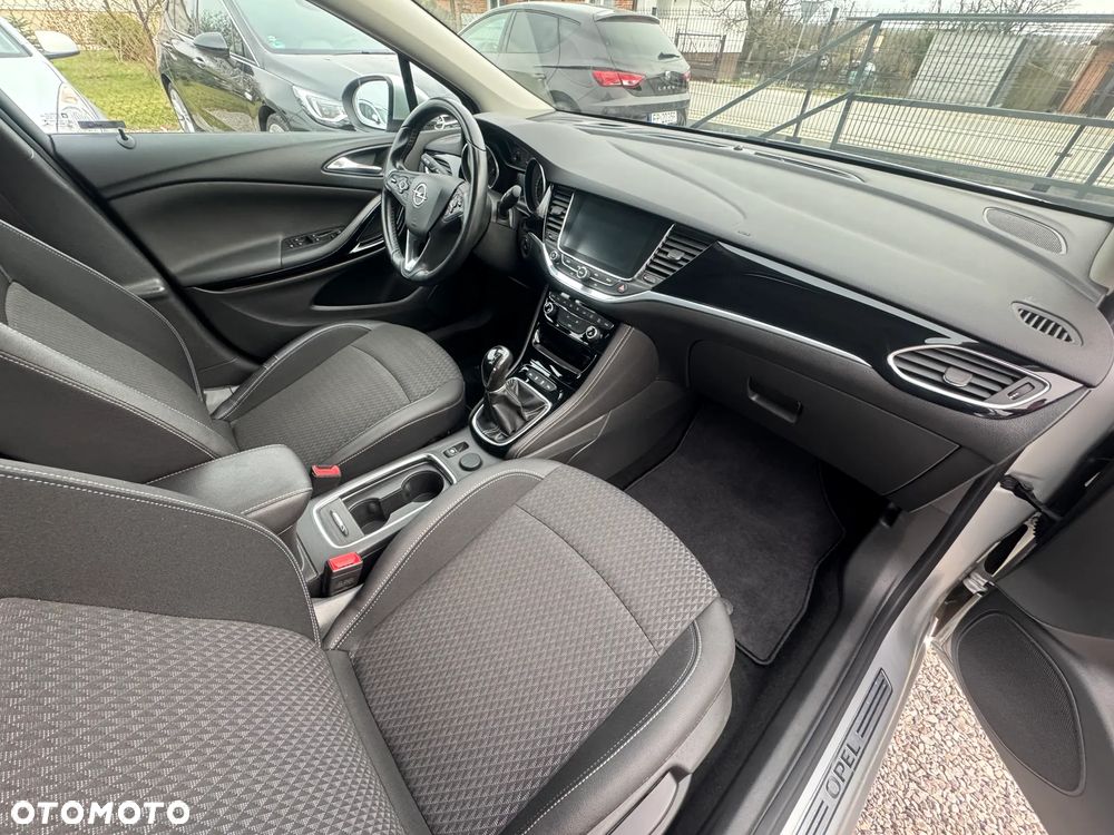 Opel Astra 1.4 Turbo Start/Stop Innovation - 17