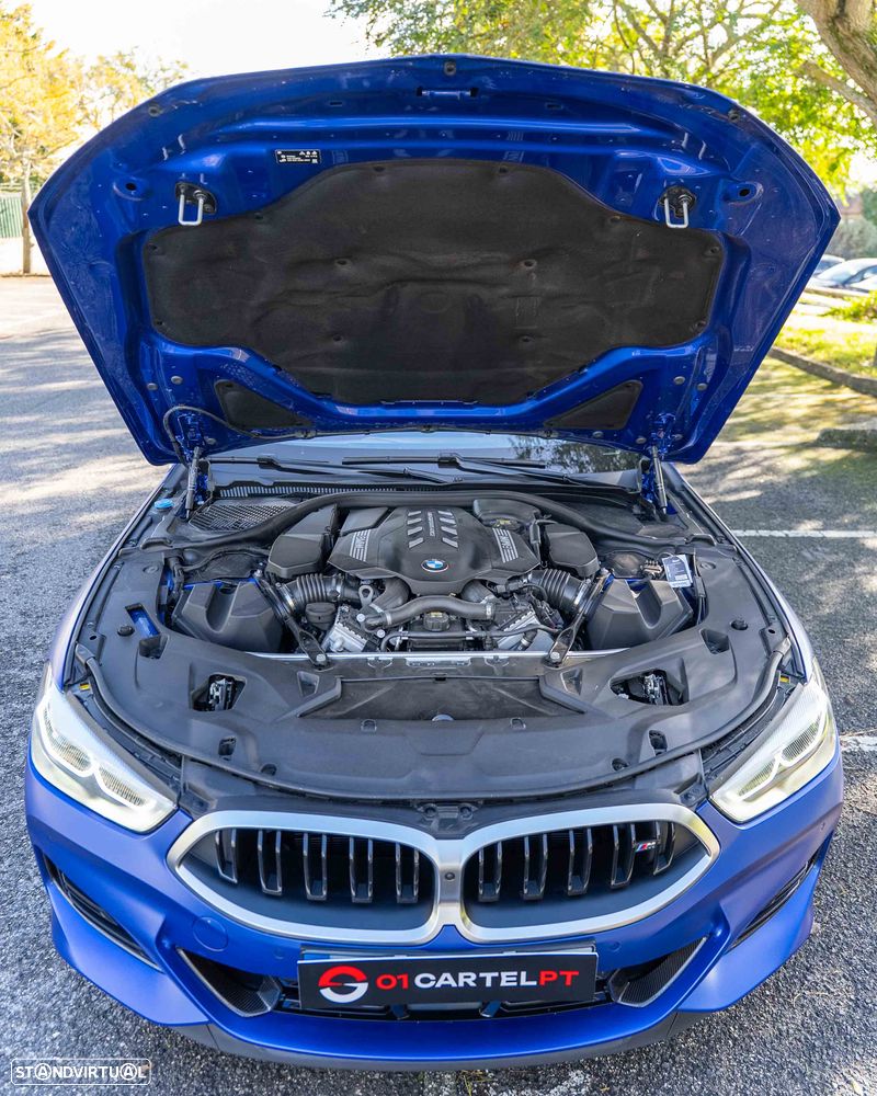 BMW M850i xDrive - 40