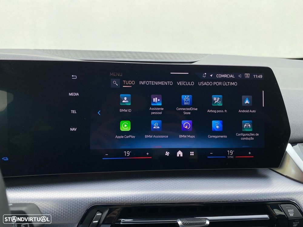 BMW 225xe Active Tourer e xDrive Pack Desportivo M - 8