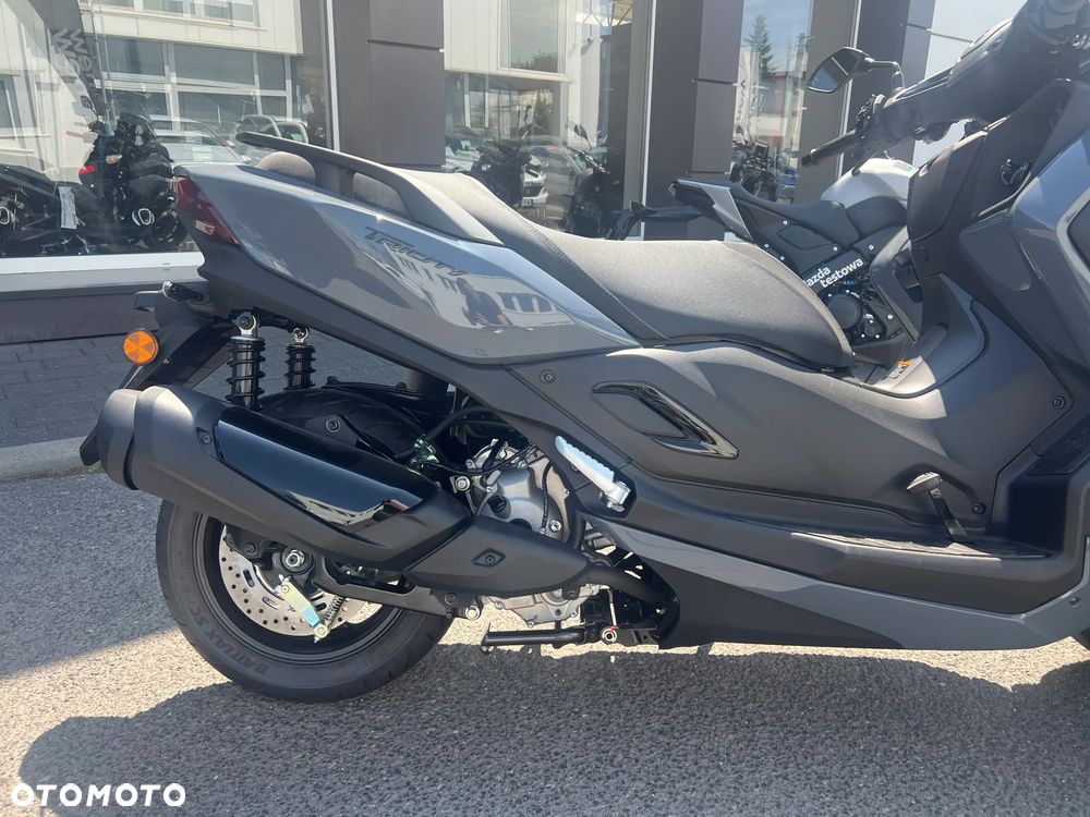 Yamaha Tricity - 5