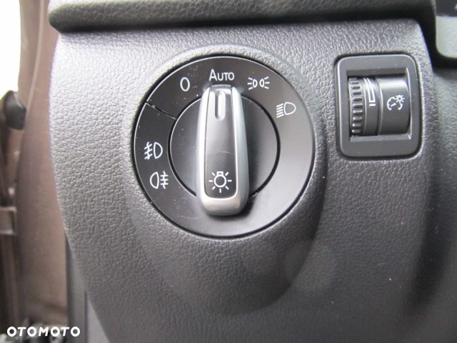 Volkswagen Tiguan 2.0 TDI 4Mot Perfectline R-Style - 16