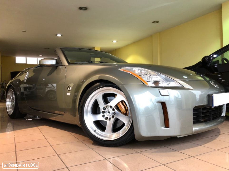 Nissan 350 Z Roadster - 39