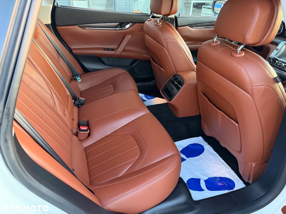 Maserati Quattroporte - 22