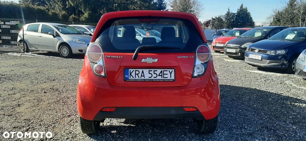Chevrolet Spark - 10